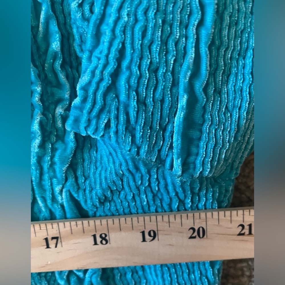Rhonda Stark Crinkle Textured Blazer in Seafoam size M - Picture 10 of 11